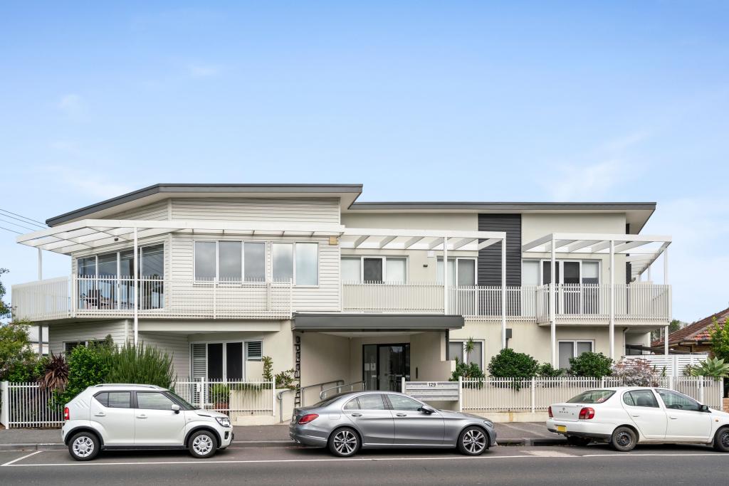 2/129 Douglas Pde, Williamstown, VIC 3016