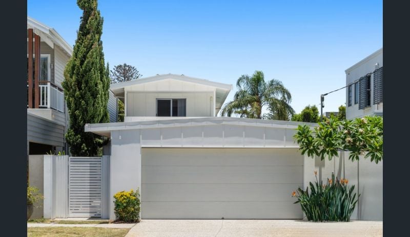 16 Santa Monica Rd, Miami, QLD 4220