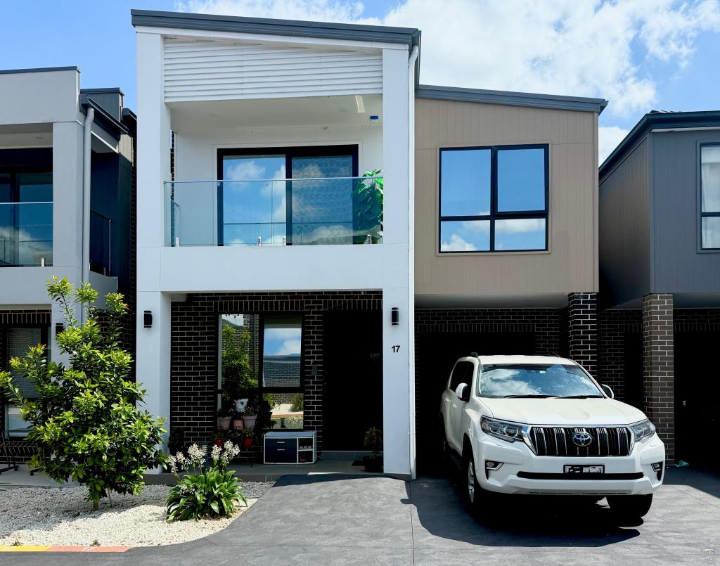 17 Luckman Gld, Marsden Park, NSW 2765