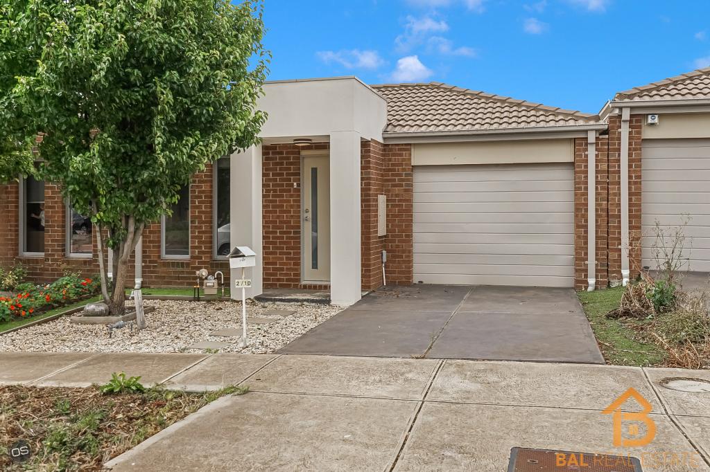 2/10 FLOWER GUM CRES, TARNEIT, VIC 3029