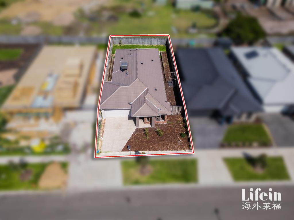 77 Largo Cct, Junction Village, VIC 3977