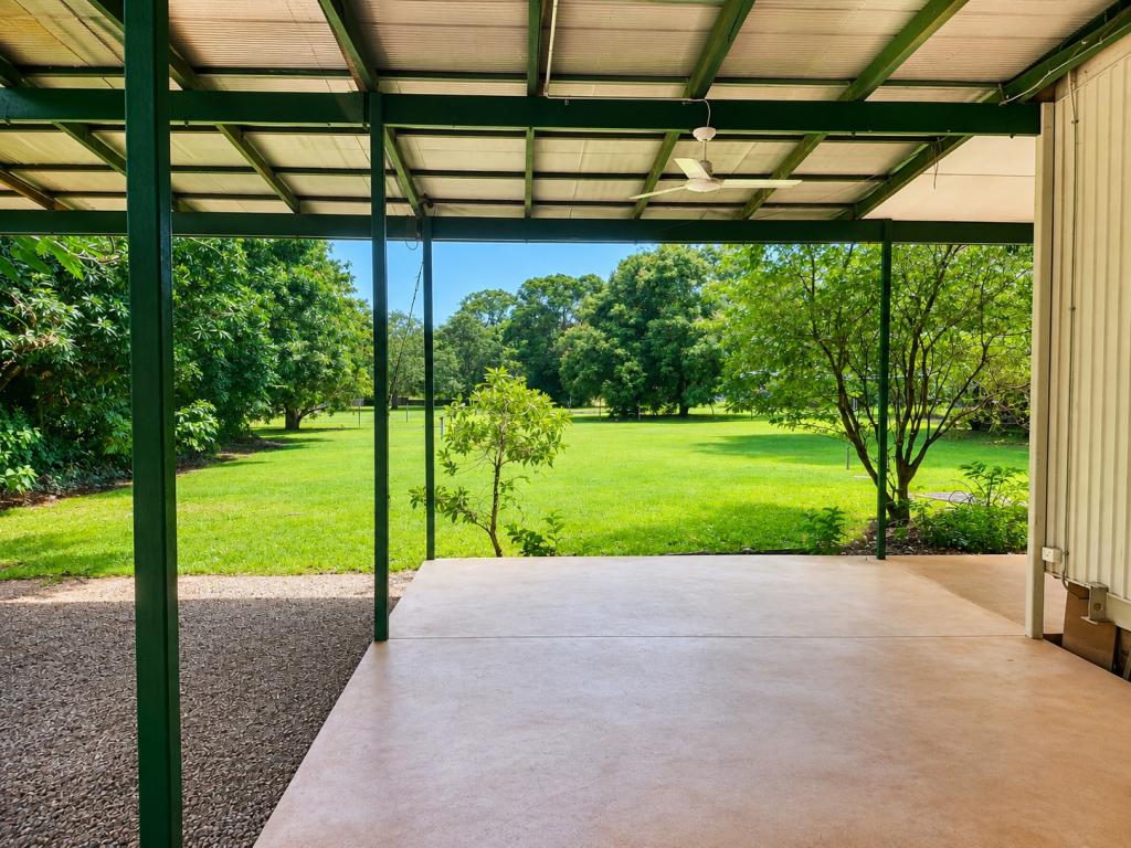 15 Ti Tree Rd, Howard Springs, NT 0835