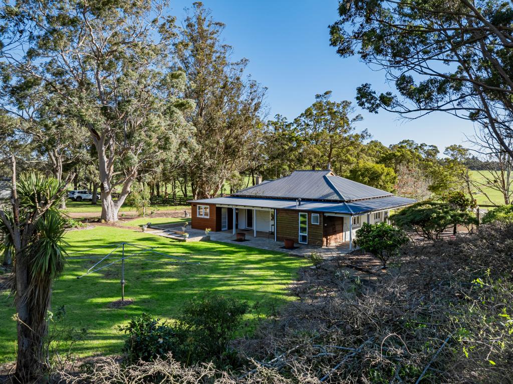 160 Porongurup Rd, Mount Barker, WA 6324