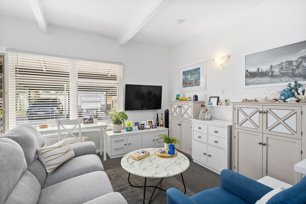 2/12 Jutland Ave, Wollongong, NSW 2500