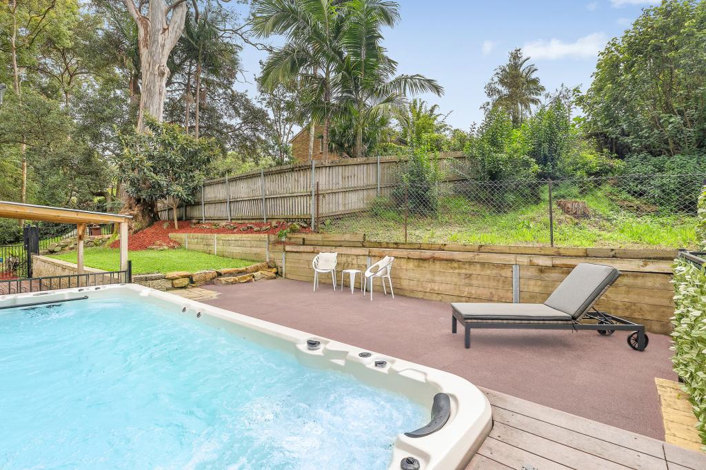 14 Railway Cres, Lisarow, NSW 2250