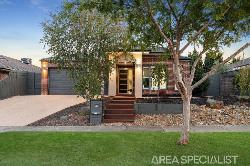 17 ALEXANDRA MEWS, LANGWARRIN, VIC 3910