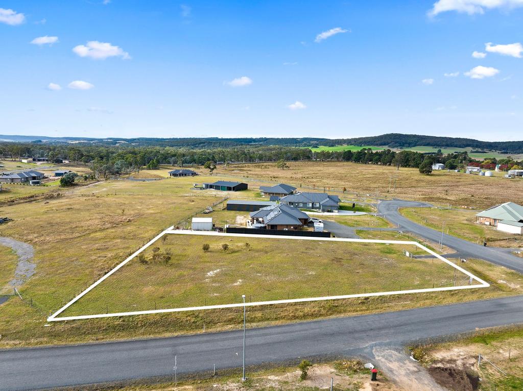 17 Leicester Rd, Marulan, NSW 2579