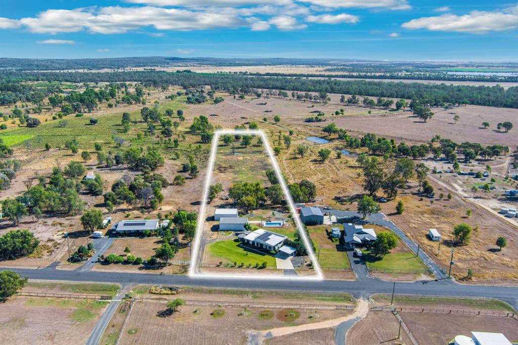 236 Chudleigh Dr, Emerald, QLD 4720