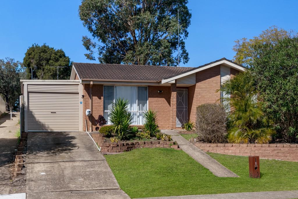 279 Welling Dr, Mount Annan, NSW 2567