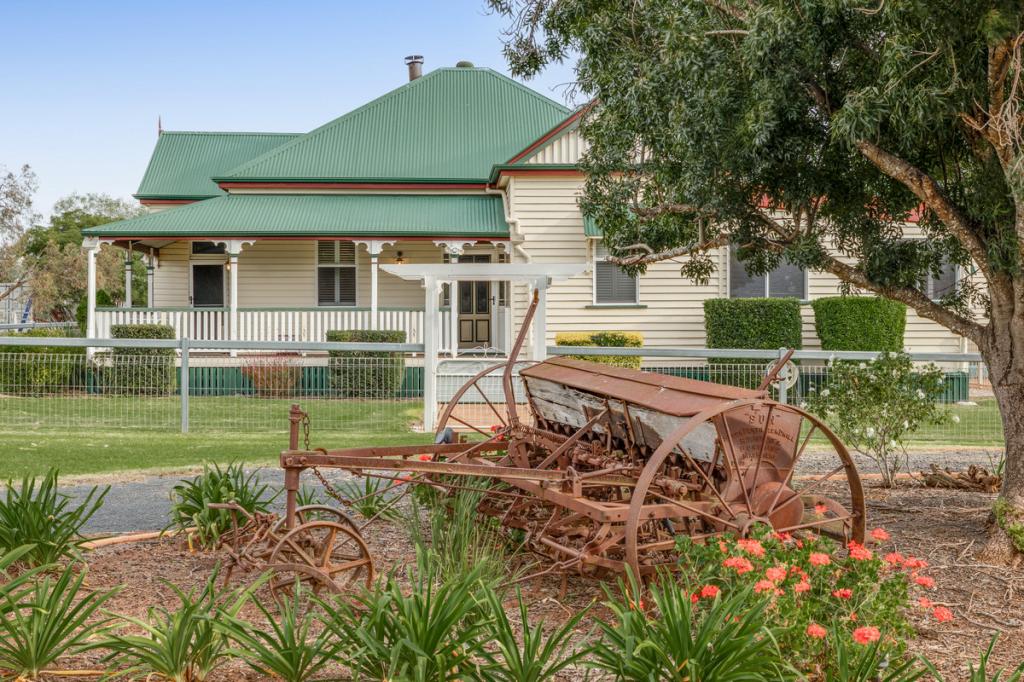 381 Cambooya Connection Rd, Cambooya, QLD 4358