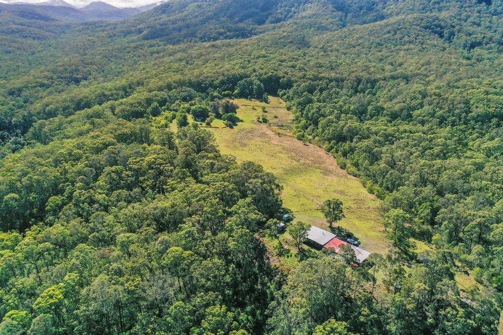 1318 Booral Rd, Girvan, NSW 2425