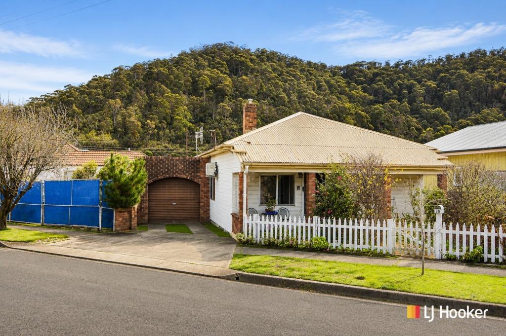 38 COALBROOK ST, LITHGOW, NSW 2790