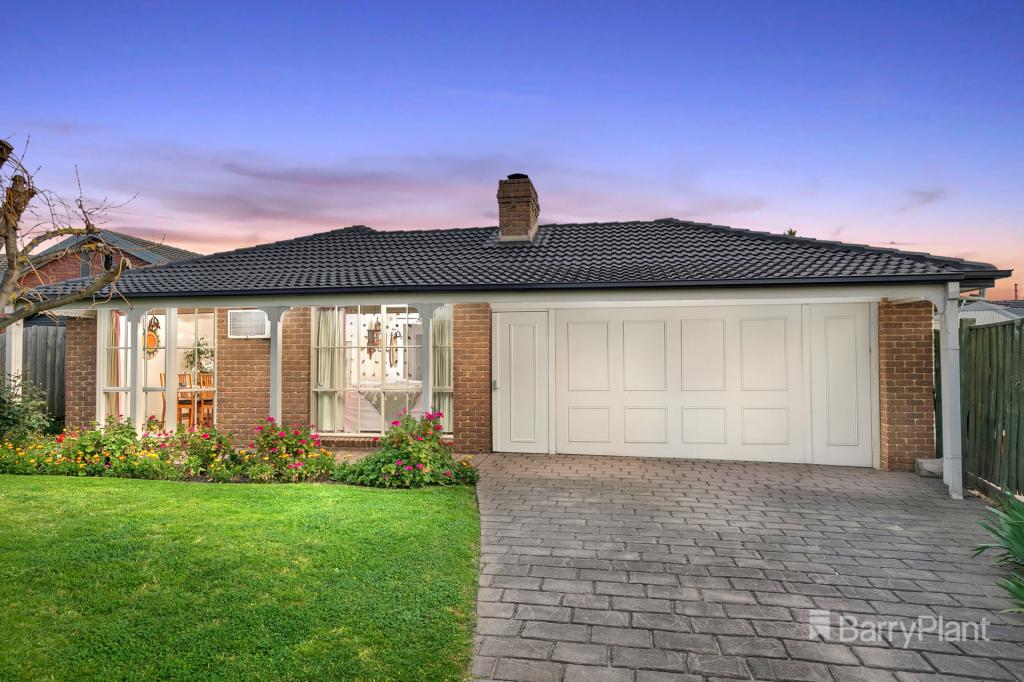 13 Royston Cl, Mill Park, VIC 3082