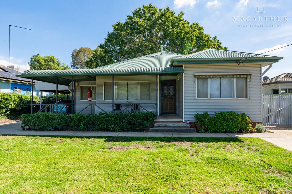 504 Kooringal Rd, Lake Albert, NSW 2650