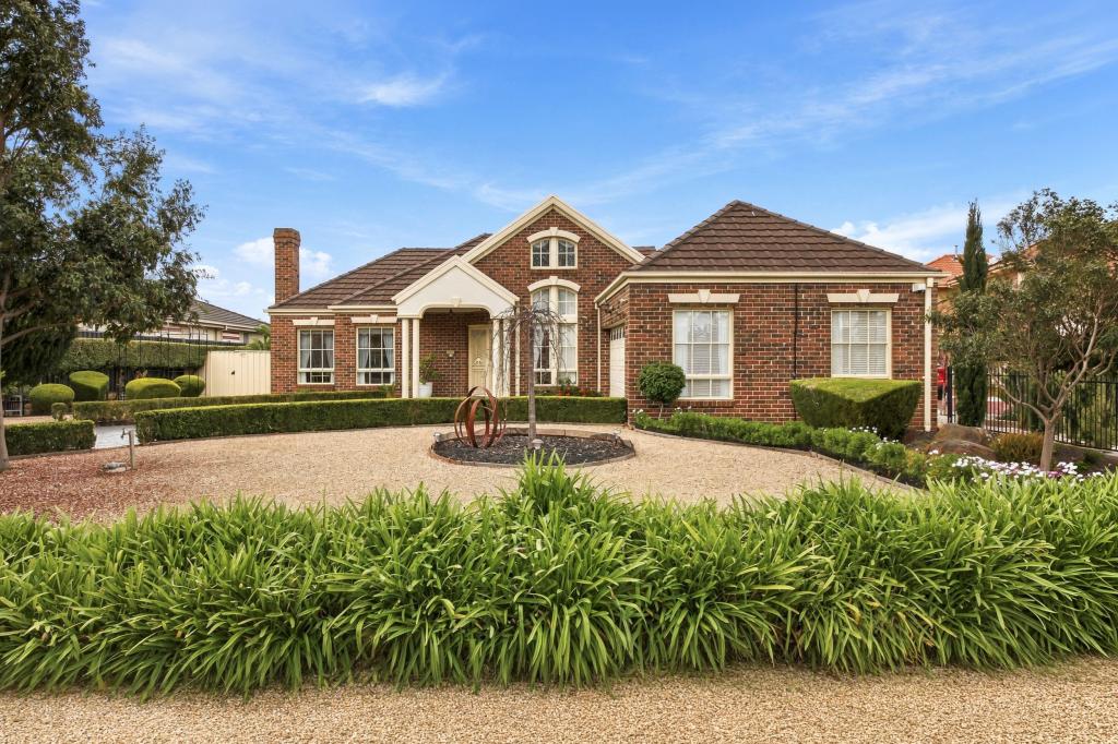 10 Warrego Pl, Taylors Lakes, VIC 3038