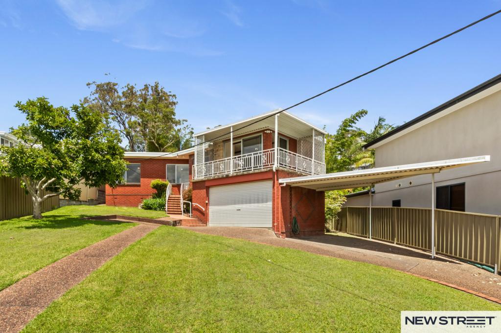 4 Albert St, Valentine, NSW 2280