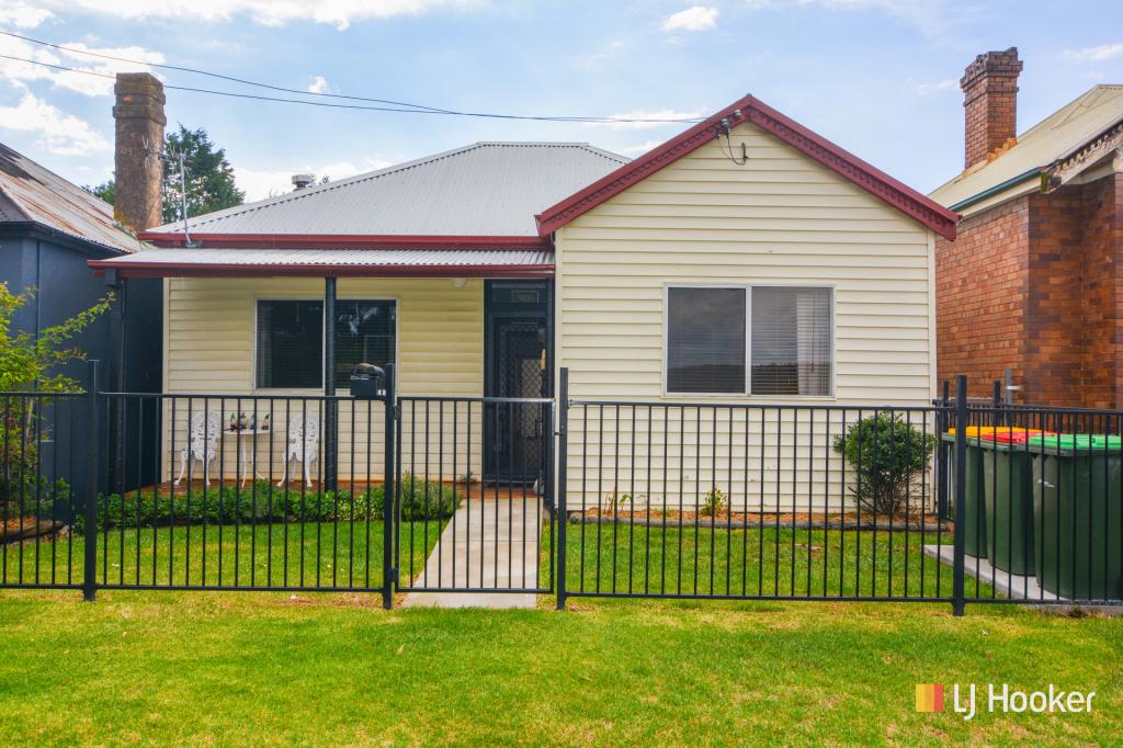 14 DULHUNTY ST, PORTLAND, NSW 2847