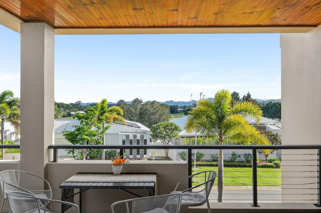 1/6009 The Bvd, Benowa, QLD 4217