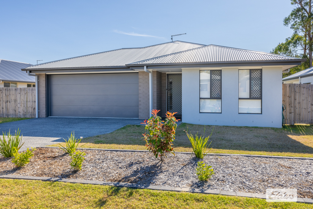 63 Hamilton Rd, Woodford, QLD 4514