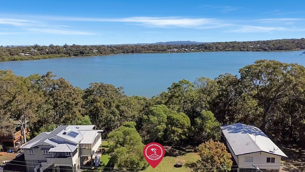 32 Calm Waters Cres, Macleay Island, QLD 4184