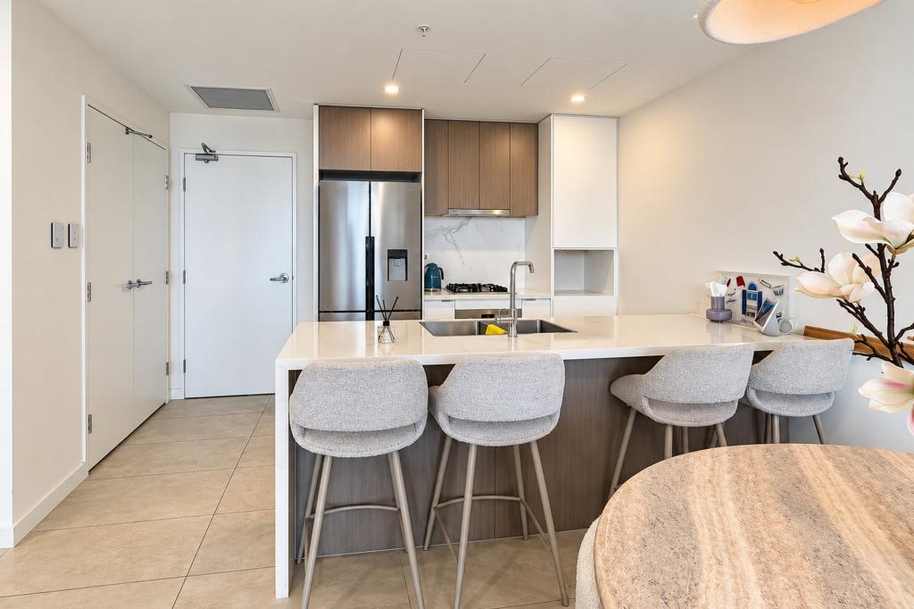 Level 1/113/227 Hezlett Rd, Kellyville, NSW 2155