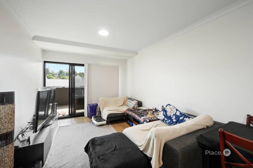 5/6 Whites Rd, Petrie, QLD 4502