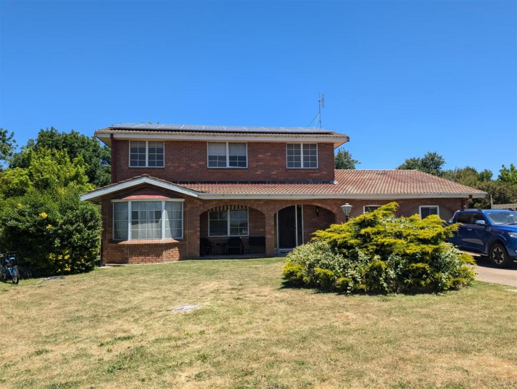 37 Maple Cres, Blayney, NSW 2799