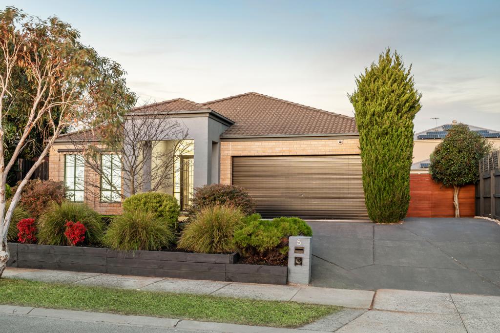5 Castlereagh St, Carrum Downs, VIC 3201