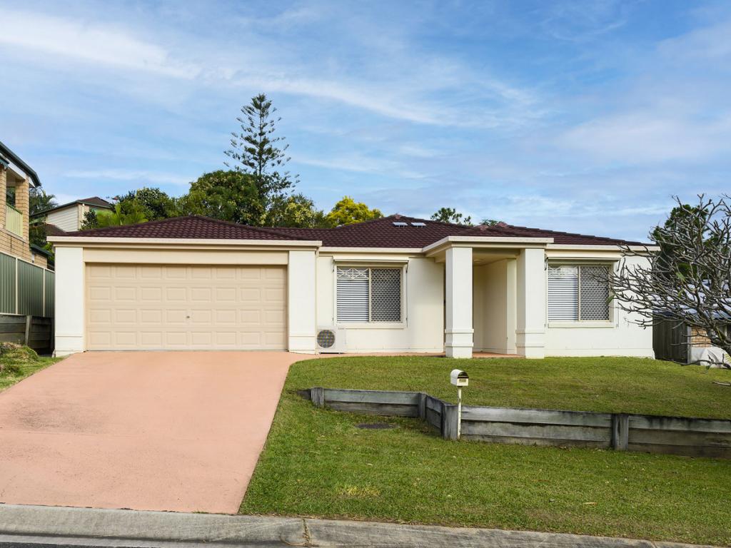 8 Valmadre Ct, Petrie, QLD 4502