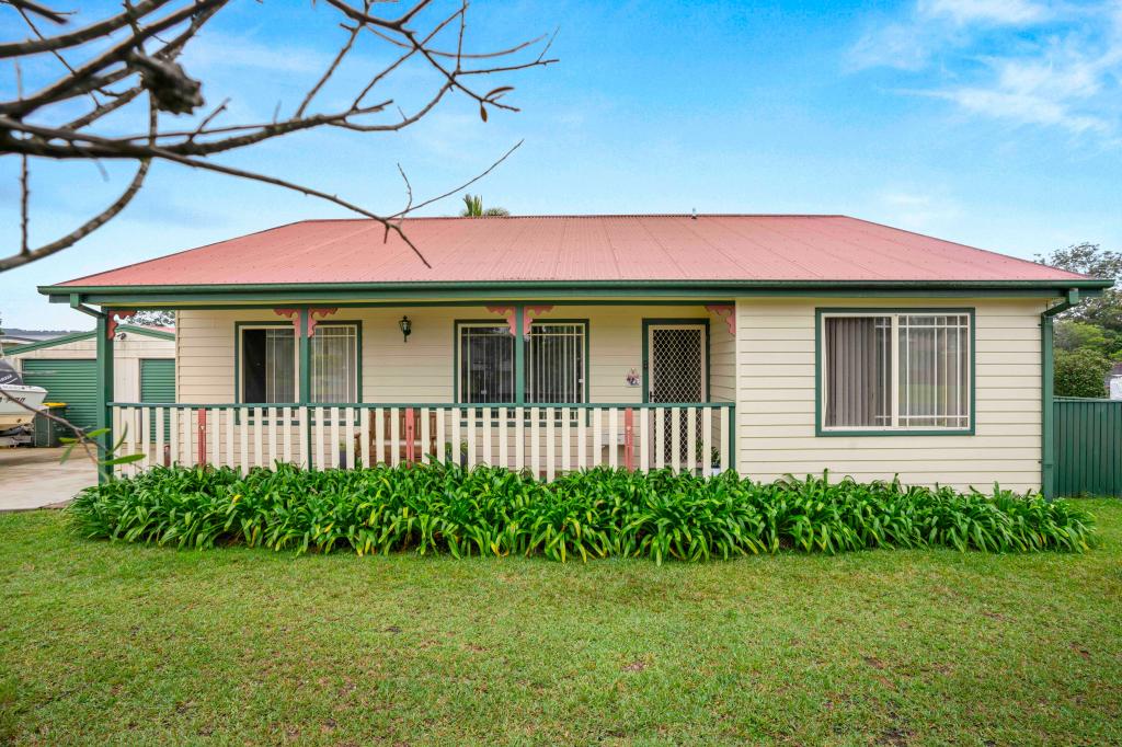 25 June Ave, Basin View, NSW 2540