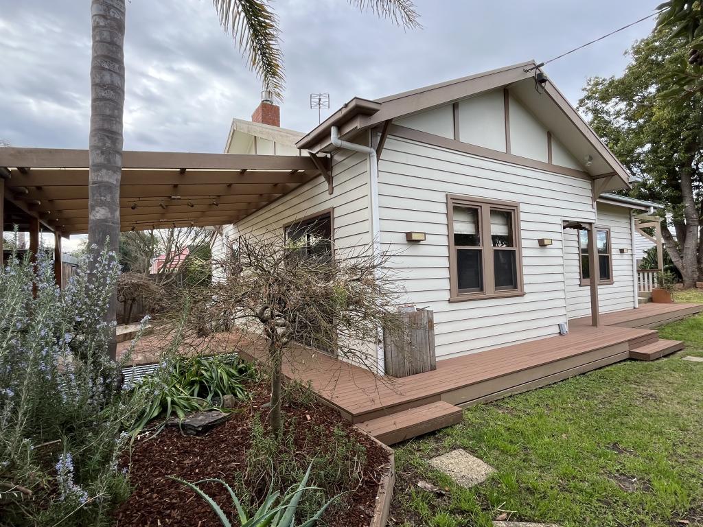 145 Stawell St, Sale, VIC 3850