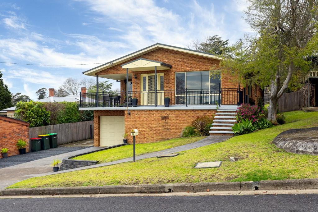 8a Park Lane, Bega, NSW 2550