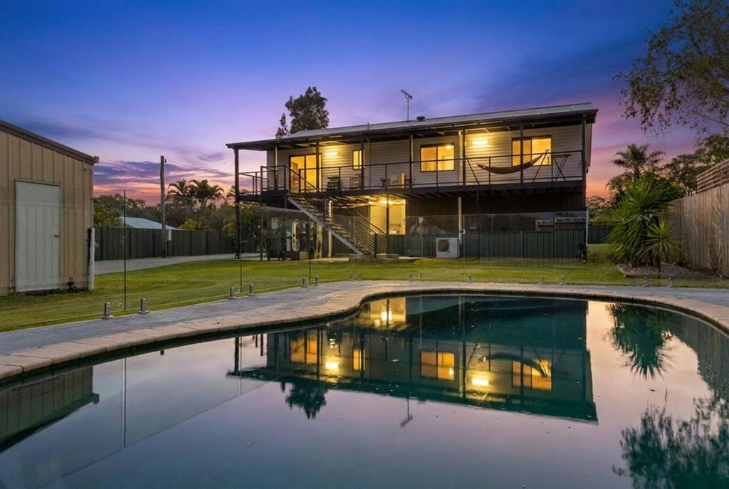 3 DORIC CT, COOLOOLA COVE, QLD 4580