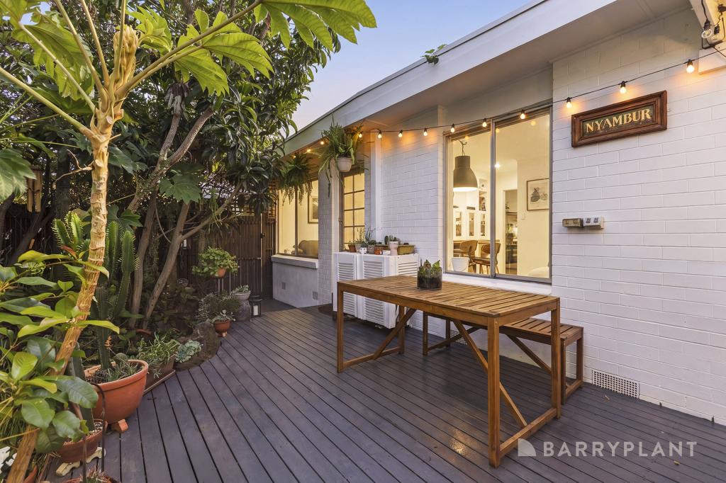 1/6 STOREY RD, RESERVOIR, VIC 3073