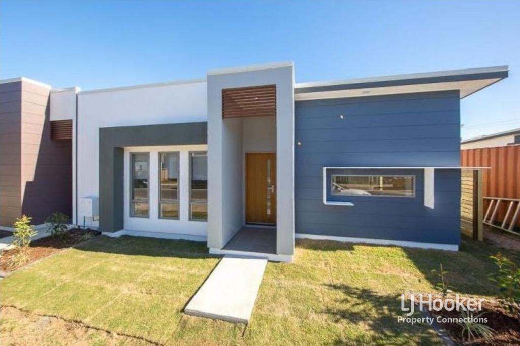 10 BEAGLE ST, FITZGIBBON, QLD 4018