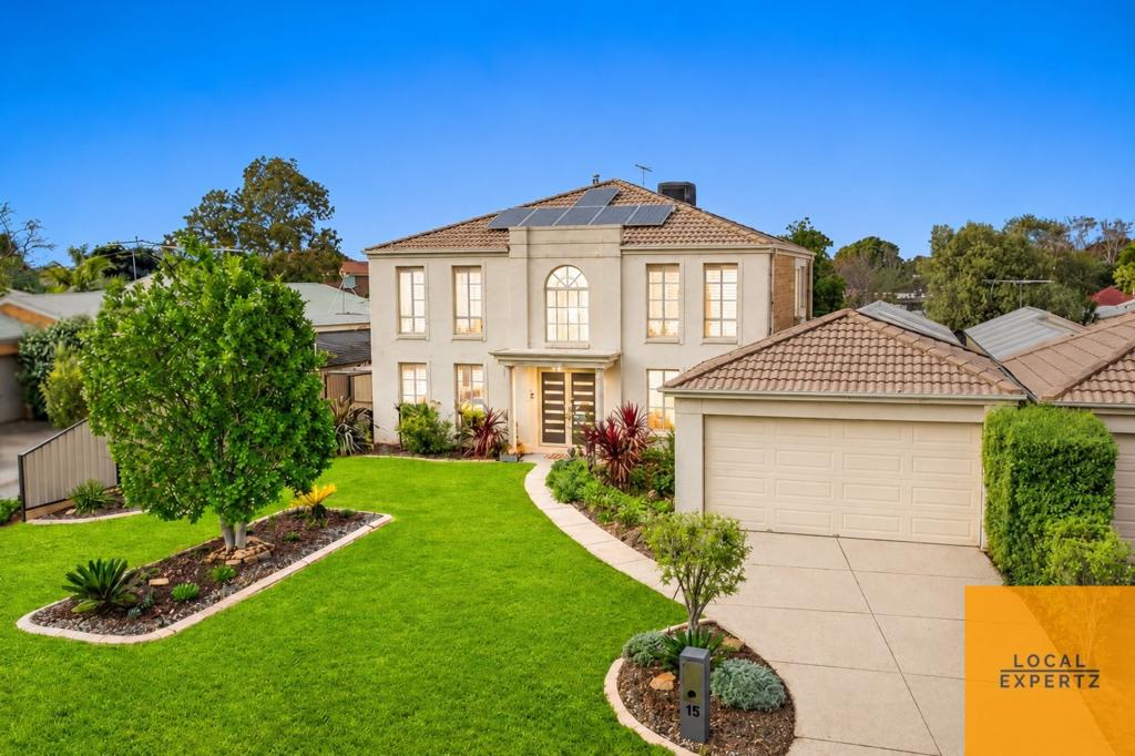 15 Russell Ct, Brookfield, VIC 3338