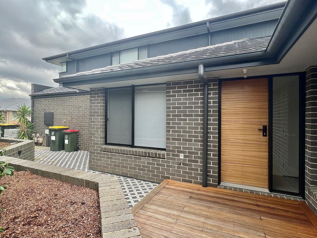 9b Pimlico Ave, Currans Hill, NSW 2567