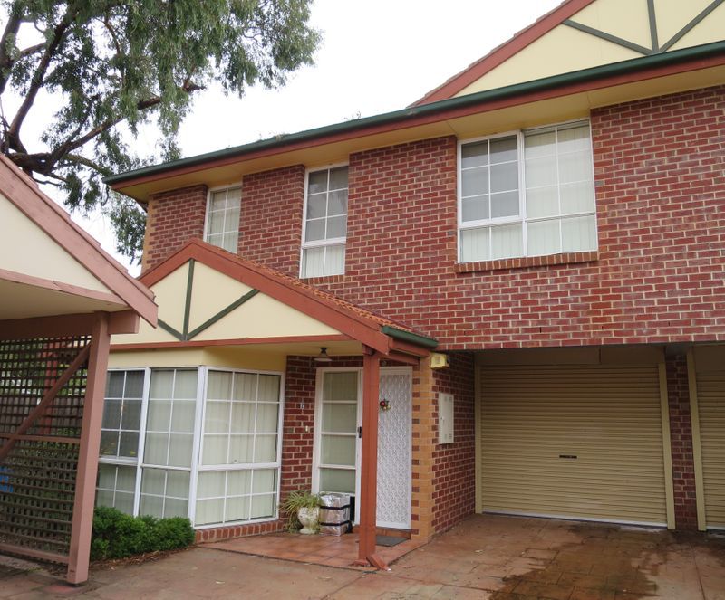 2/3 Stradbroke St, Oakleigh South, VIC 3167