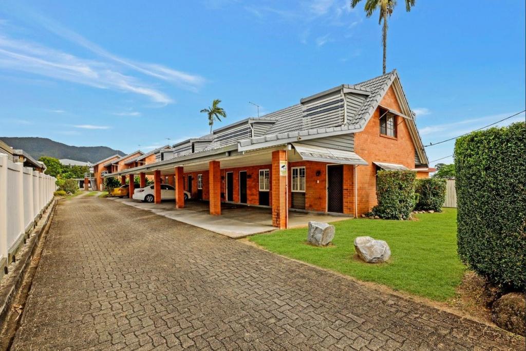 9/688 Bruce Hwy, Woree, QLD 4868