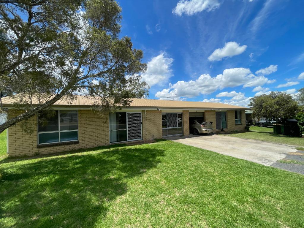 Units 1 & 2/15 Donovan St, Pittsworth, QLD 4356