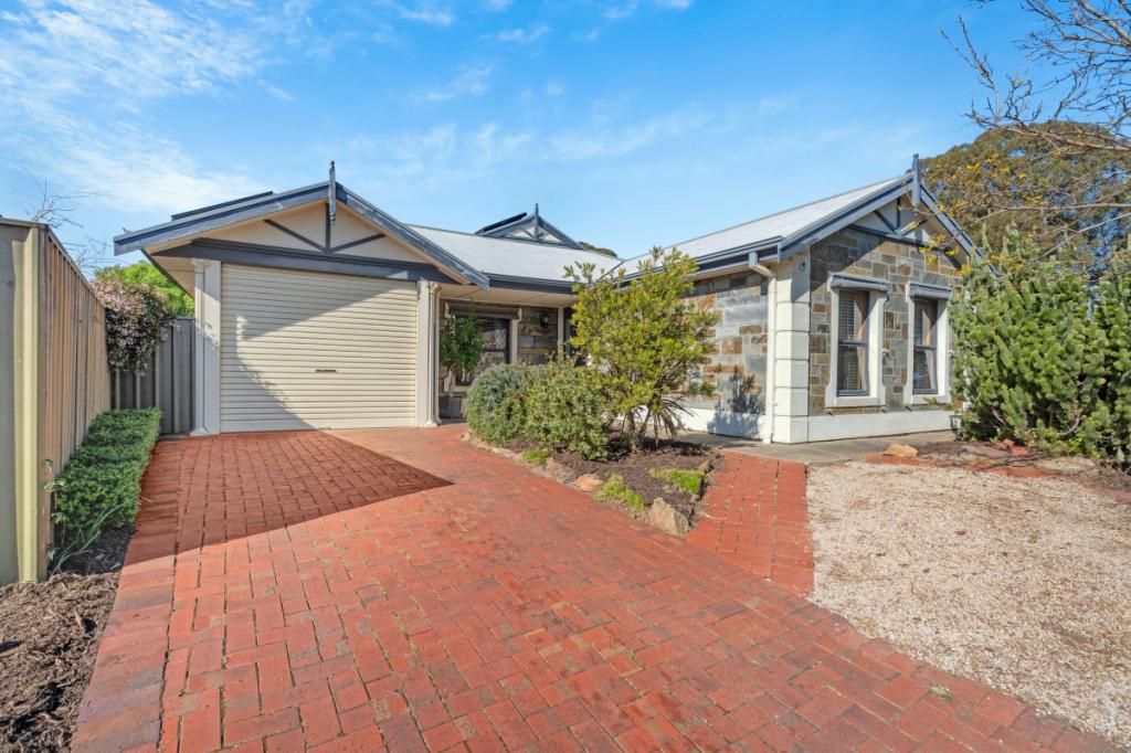 8 Hurtle Ct, Woodcroft, SA 5162