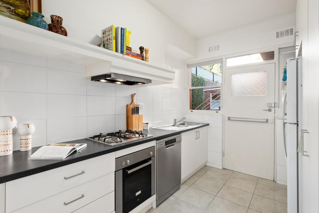 2/656 Toorak Rd, Toorak, VIC 3142