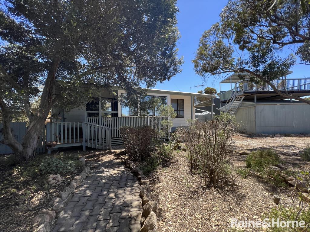 101 The Esplanade, Thompson Beach, SA 5501