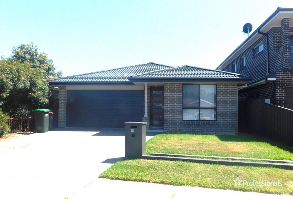 54 Nineteenth Ave, Hoxton Park, NSW 2171