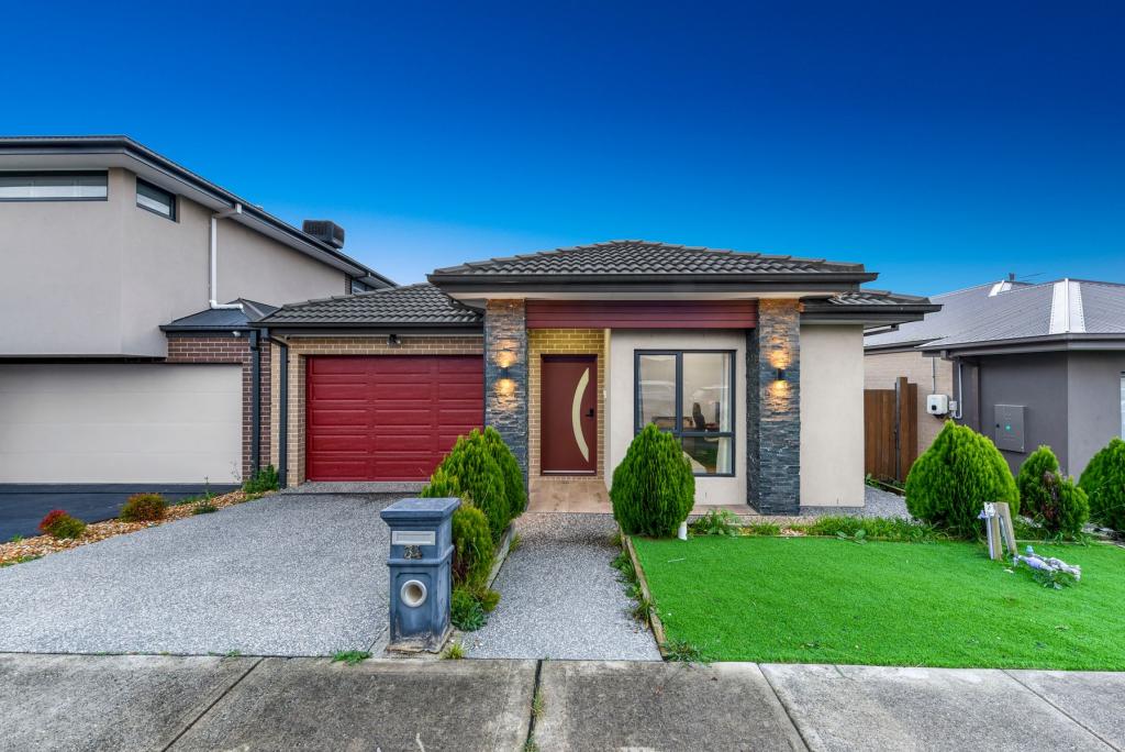 34 Carpathian Dr, Clyde North, VIC 3978