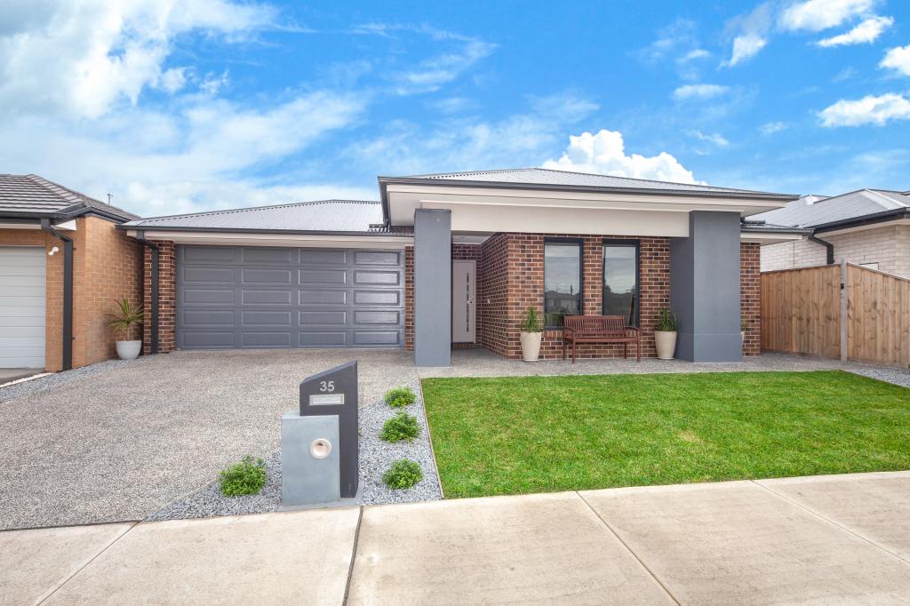 35 Romulea Cct, Diggers Rest, VIC 3427