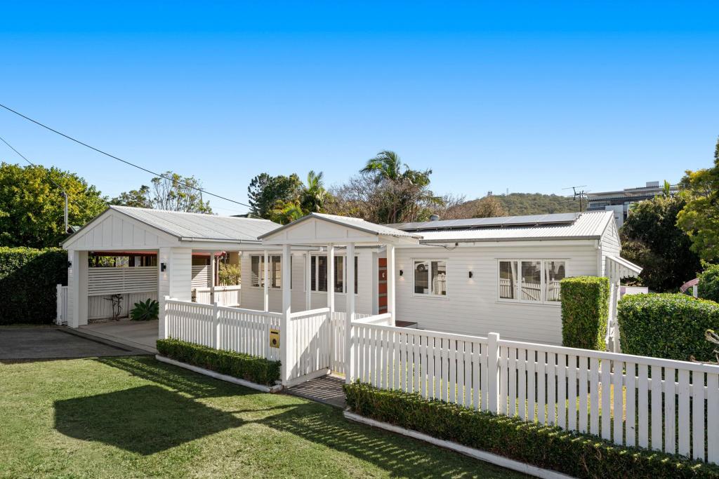 12 Pettigrew St, Mount Gravatt East, QLD 4122