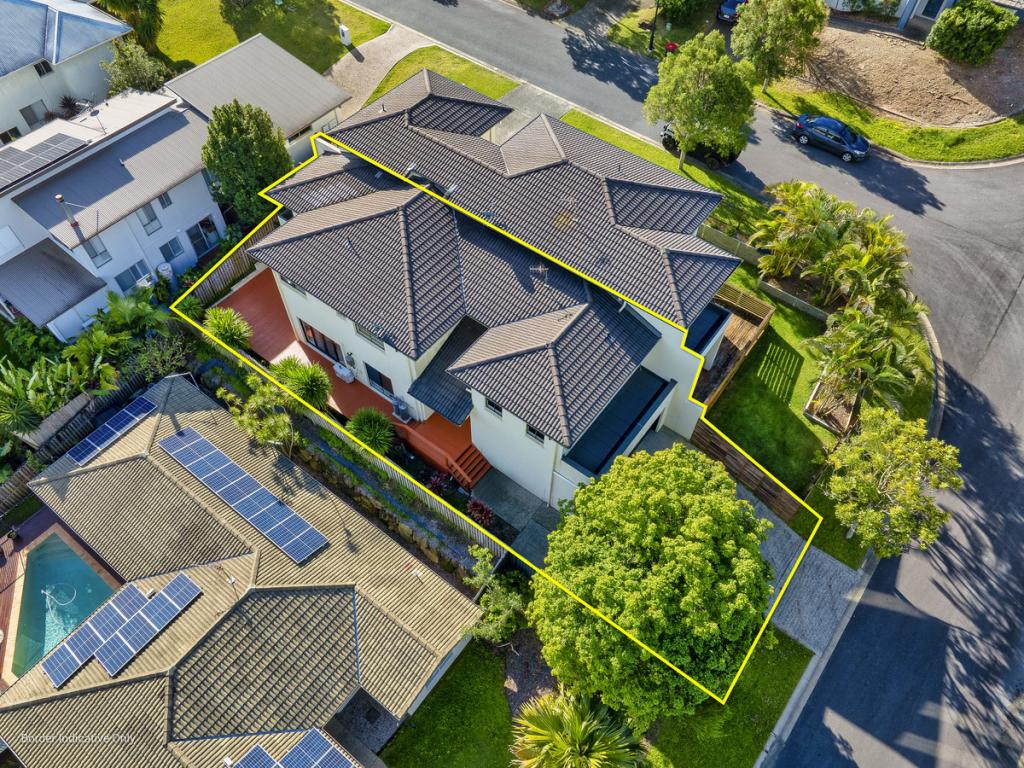 1/5 Maslin Ch, Pacific Pines, QLD 4211