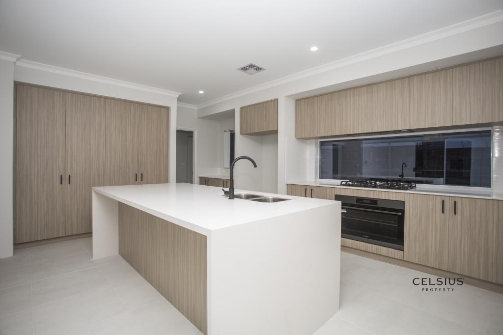 16 Grazier Way, Piara Waters, WA 6112