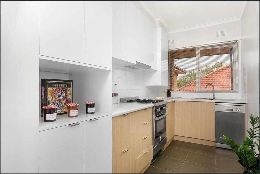 16/45a Ormond Esp, Elwood, VIC 3184